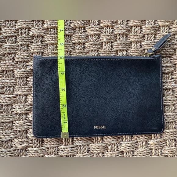 Fossil Black Textured Wallet - Picture 5 of 5